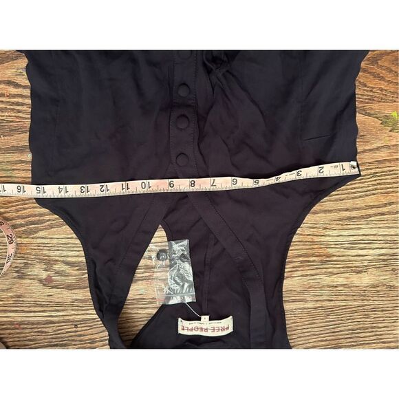 Free people black vest size s - Picture 4 of 6